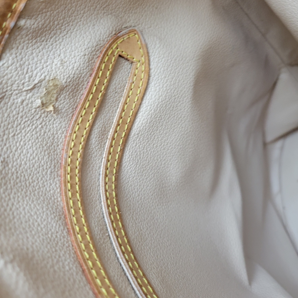 Authentic Louis Vuitton large monogram bucket bag - Picture 11 of 16